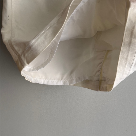 NEW white skirt size XS with gold buttons - Picture 3 of 12